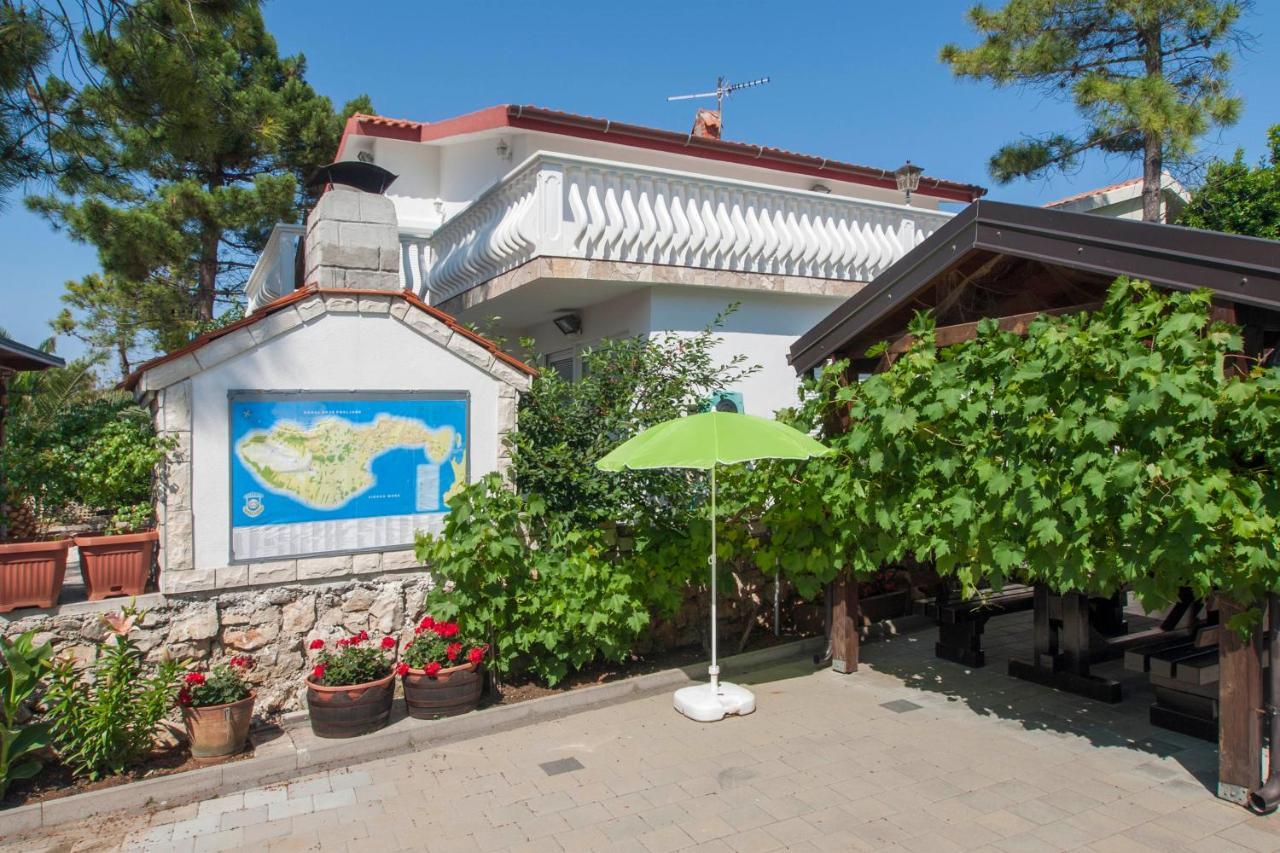 Luka Apartman