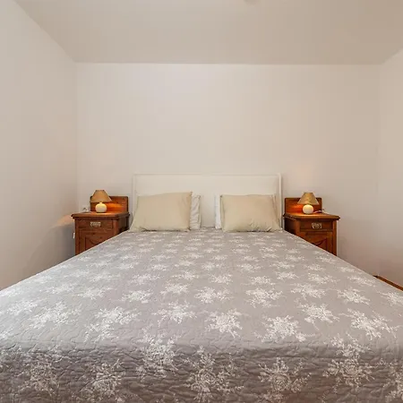 Apartmani Luka Vir Exterior photo