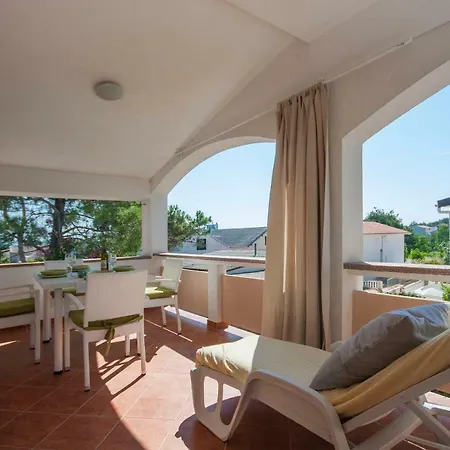Apartmani Luka Vir Exterior photo