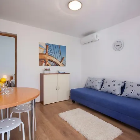 Apartmani Luka Vir Exterior photo