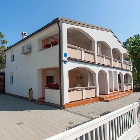 Apartmani Luka Vir Exterior photo