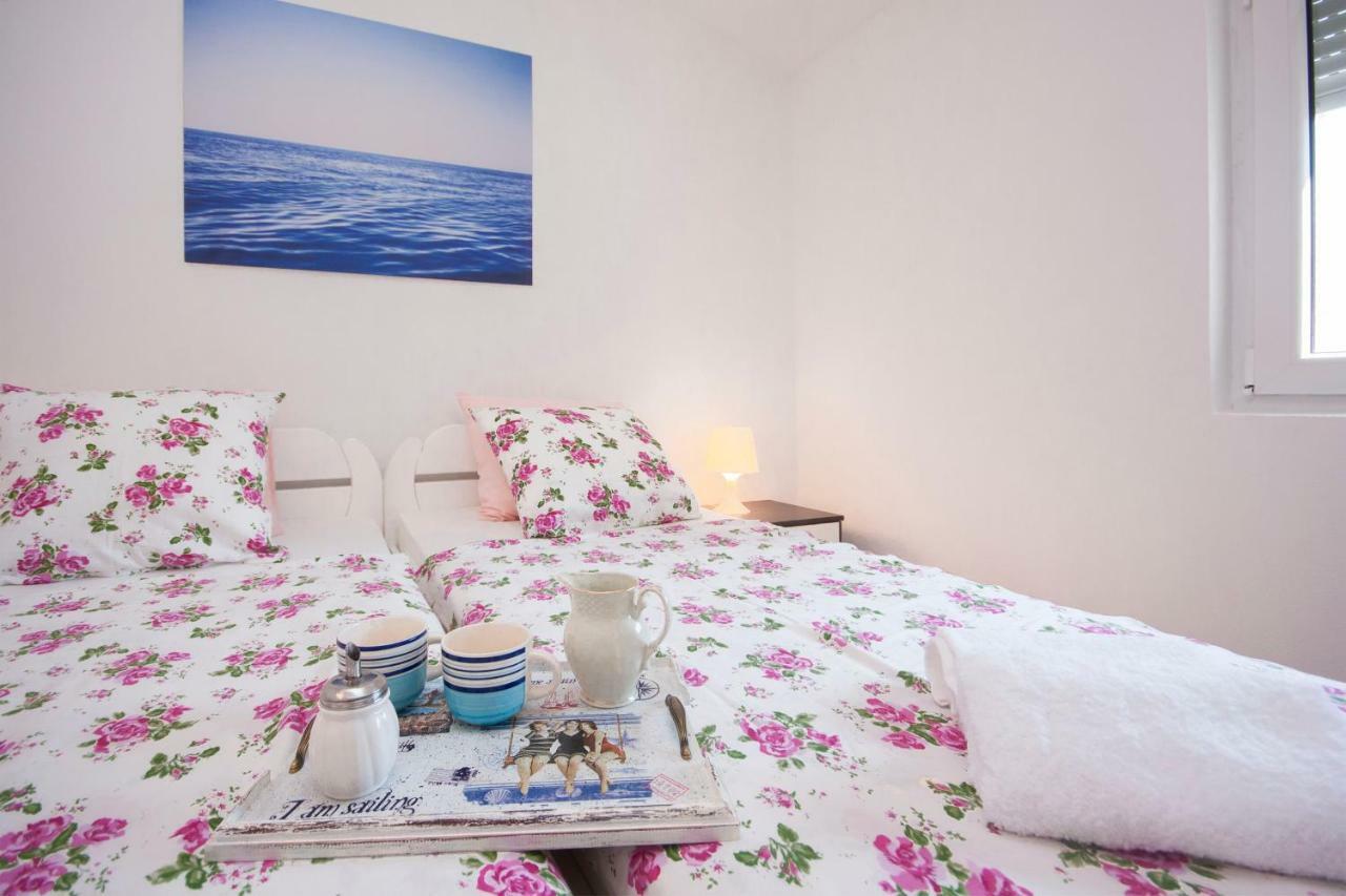 Luka Apartment